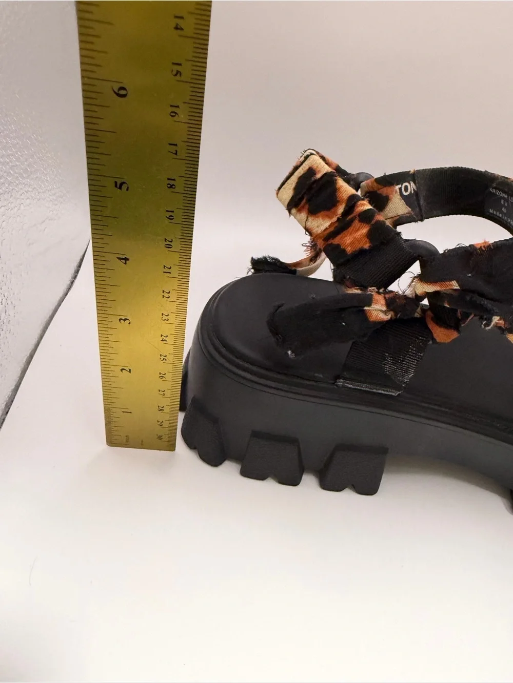 Arizona Love Chunky Platform Leopard Sandals Women’s Size 9 Boho Hippie Goth